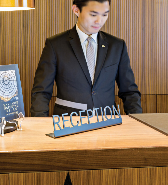 Plaque concierge desk sign personnalisé pour hôtels