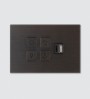 Plaques avec boutons poussoirs et port USB
